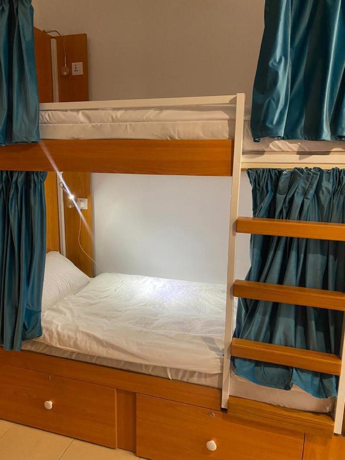 Lunar Hostel 96 Dubaj Zewnętrze zdjęcie