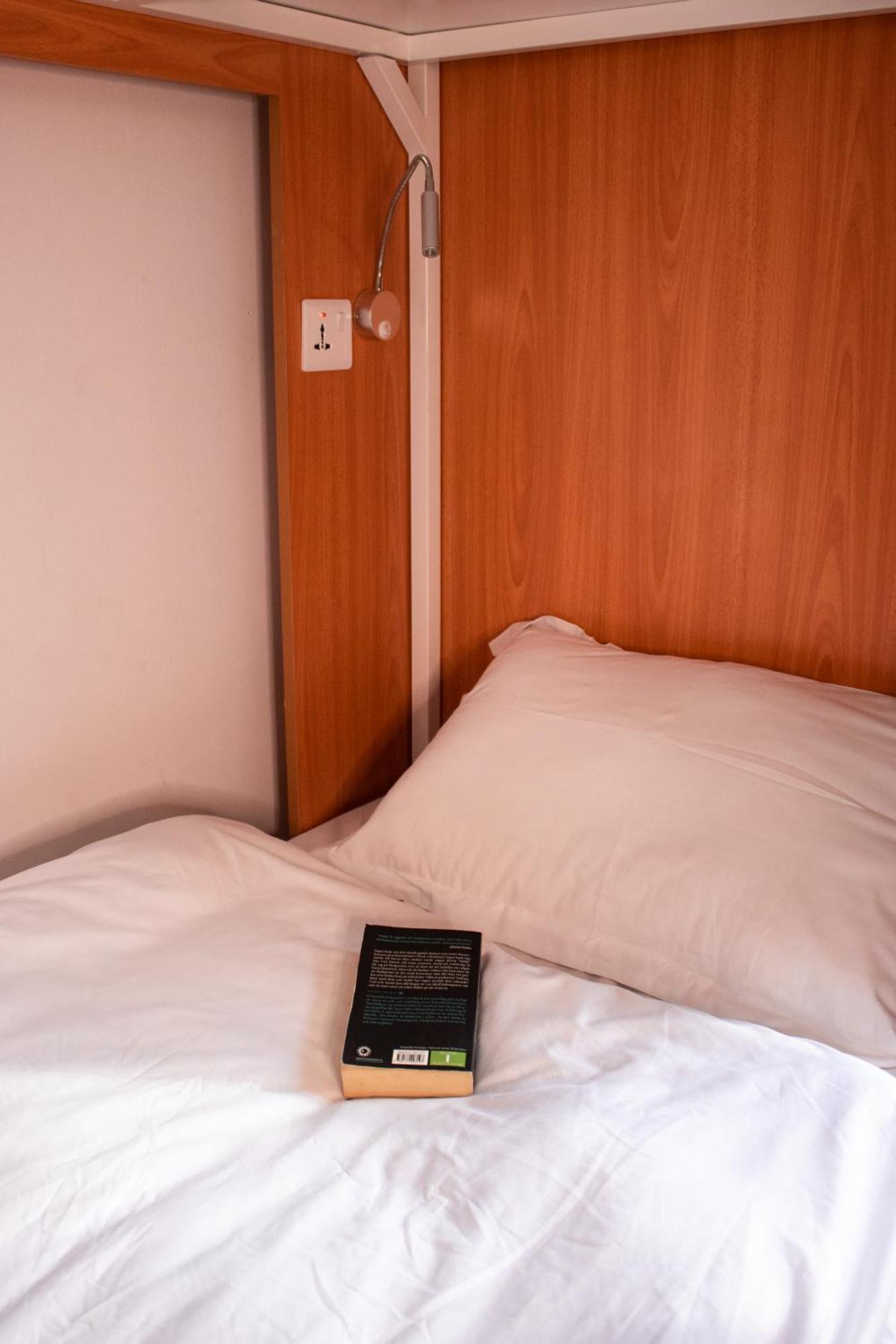 Lunar Hostel 96 Dubaj Zewnętrze zdjęcie