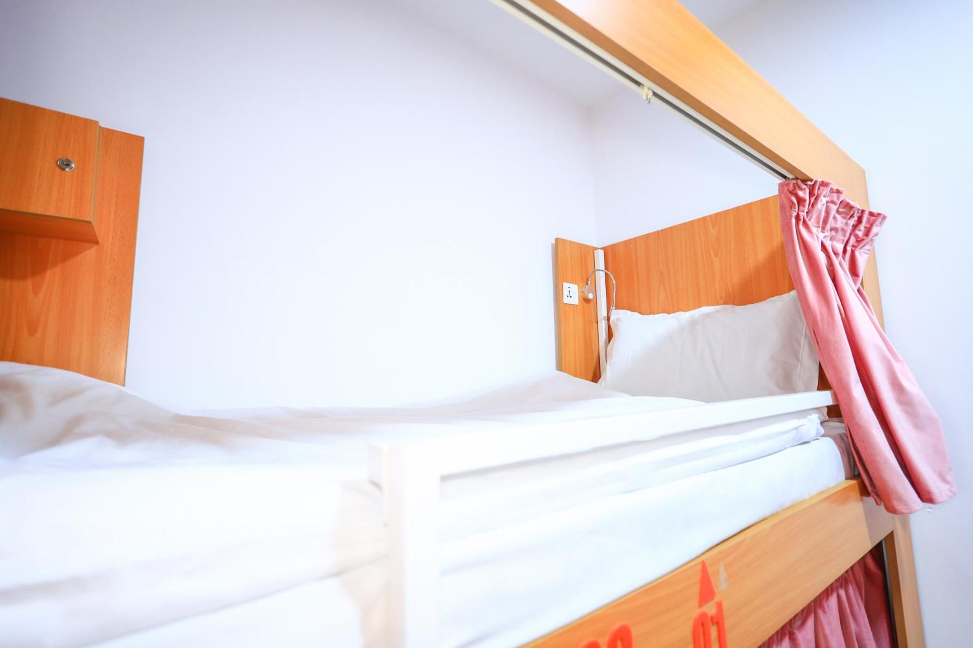 Lunar Hostel 96 Dubaj Zewnętrze zdjęcie