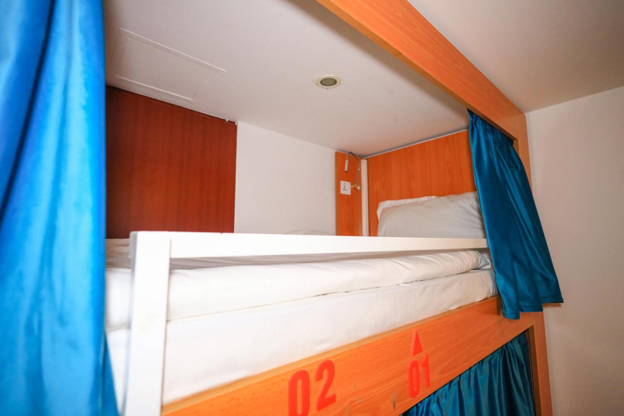 Lunar Hostel 96 Dubaj Zewnętrze zdjęcie