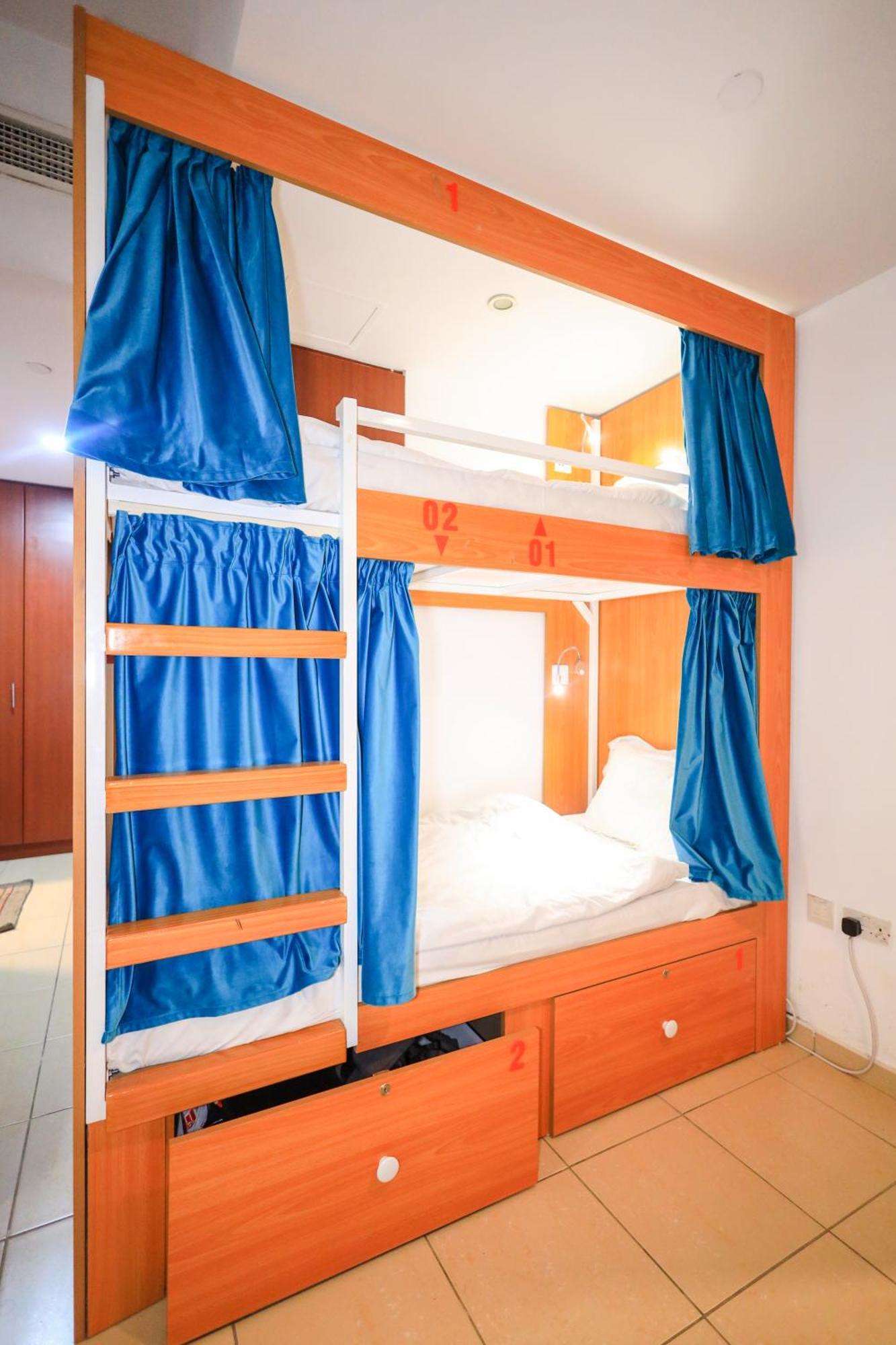 Lunar Hostel 96 Dubaj Zewnętrze zdjęcie